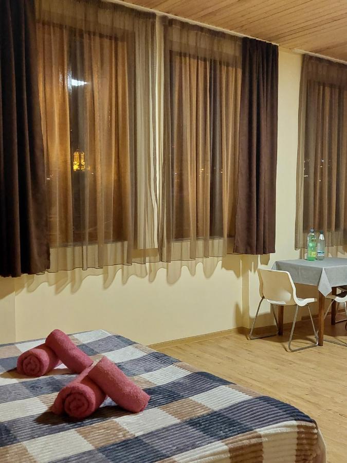 Guest House Gege Tbilisi Eksteriør bilde