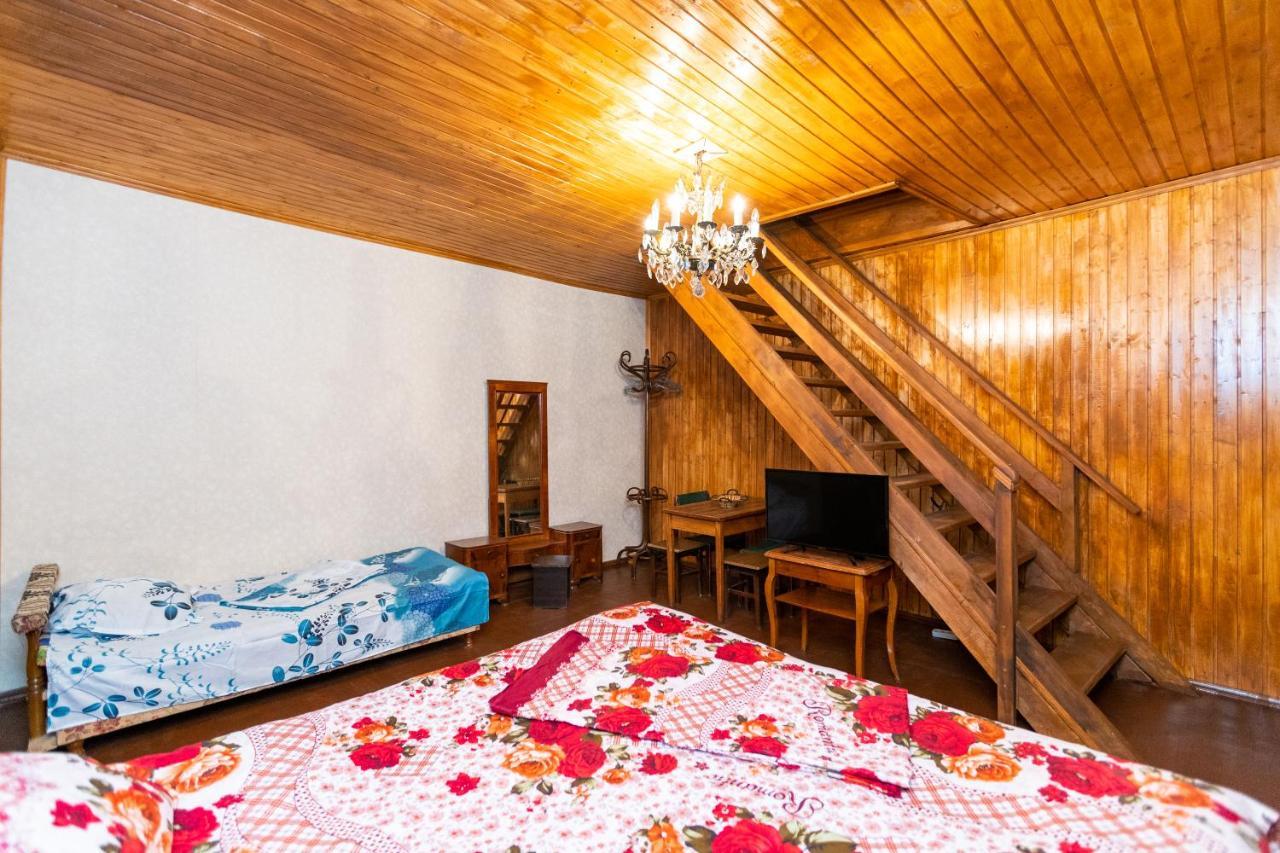 Guest House Gege Tbilisi Eksteriør bilde
