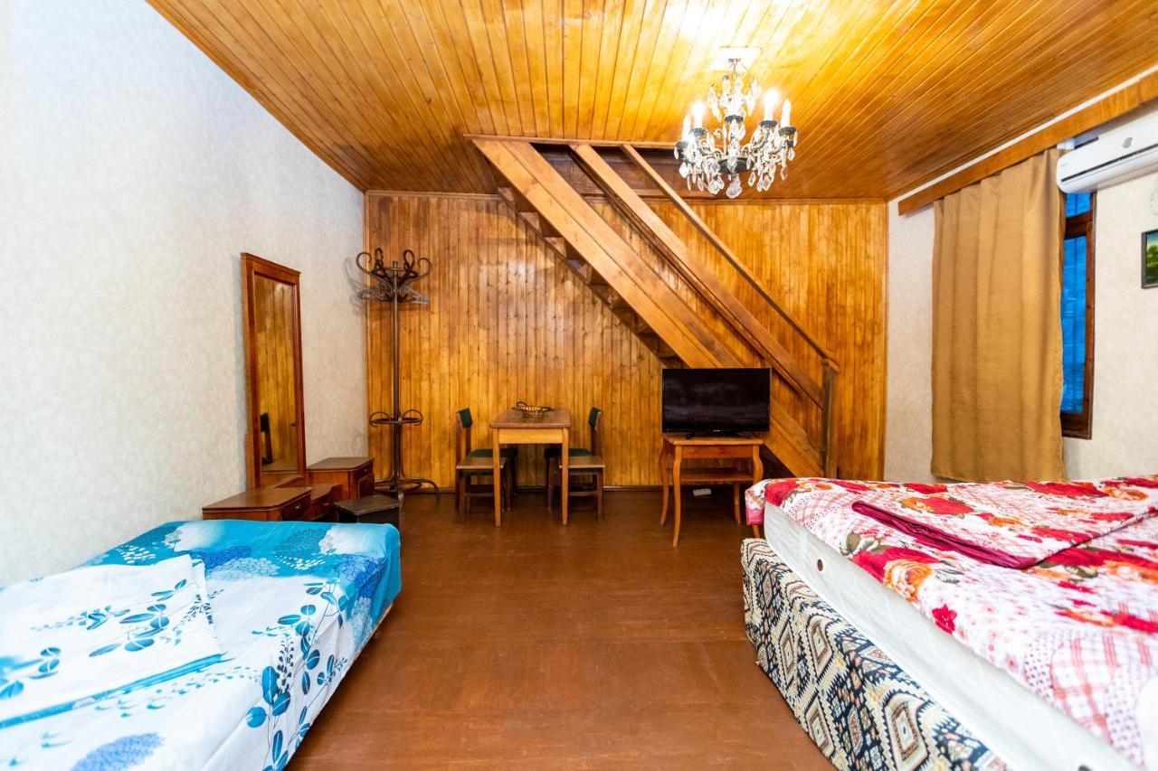 Guest House Gege Tbilisi Eksteriør bilde