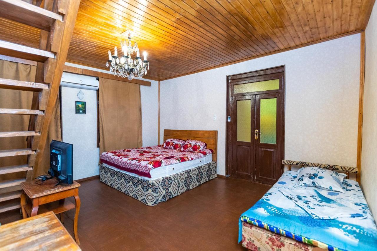 Guest House Gege Tbilisi Eksteriør bilde